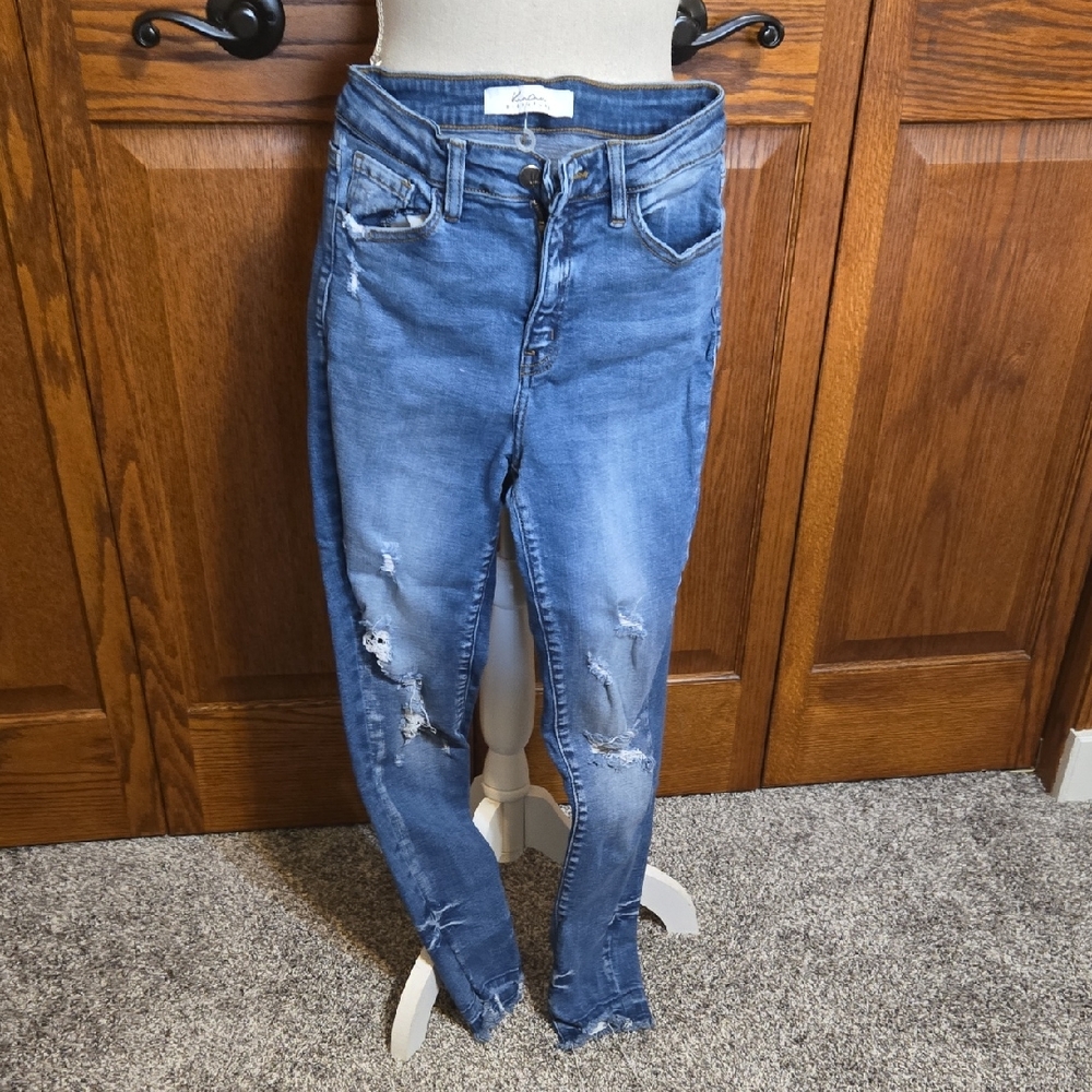 KanCan Classic Distressed Skinny Jeans in Blue